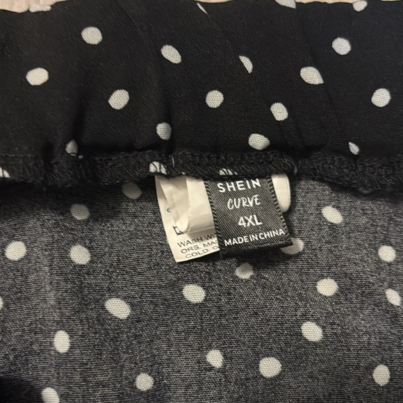 Maxi skirt with side slit - Picture 3 of 3